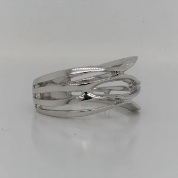 Gold Fashion Ring Image 2 Michele & Company Fine Jewelers Lapeer, MI