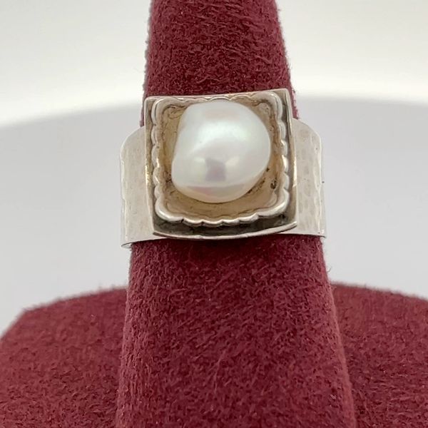Silpada Sterling Silver & Pearl Ring Midtown Jewelers Herndon, VA