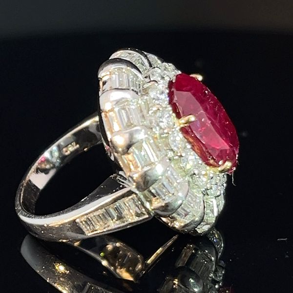 Vintage 18K White Gold Ring With Thai Ruby & Accent Diamonds Image 3 Midtown Jewelers Herndon, VA