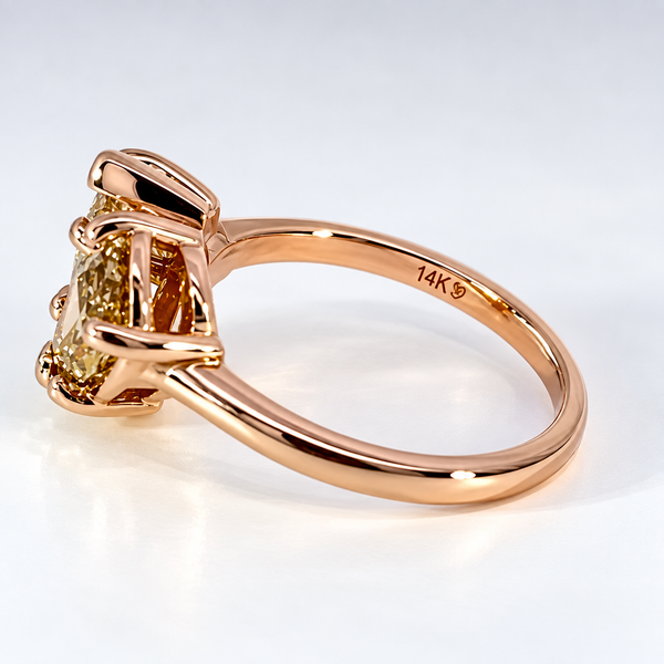 Beautiful 14K Rose Gold Toi et Moi Fancy Chocolate Diamond Ring Image 4 Midtown Jewelers Herndon, VA