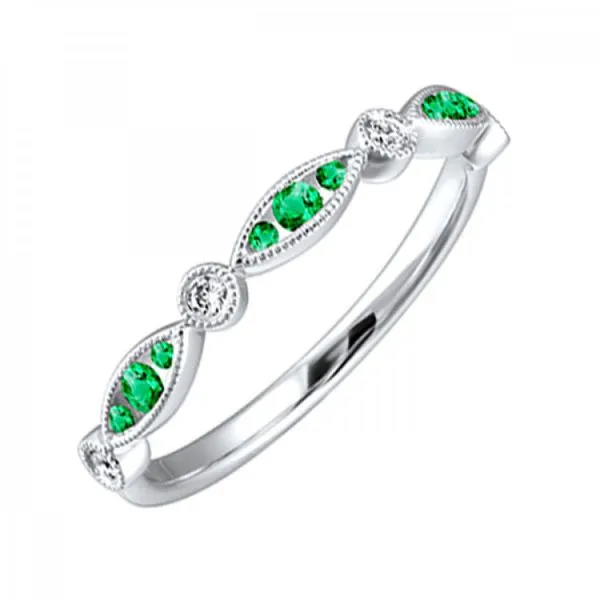 EMERALD RING Miller's Fine Jewelers Moses Lake, WA