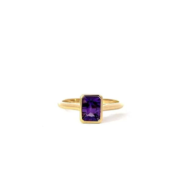 BEZEL SET AMETHYST RING Miller's Fine Jewelers Moses Lake, WA