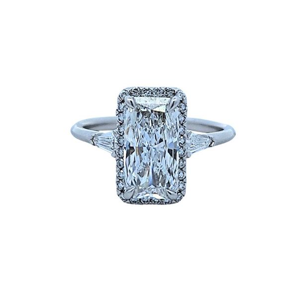 Laboratory Grown Diamond Engagement Ring Miller's Fine Jewelers Moses Lake, WA