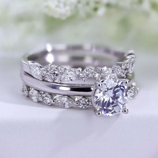 Marquise & Round Alternating Shared Prong Band