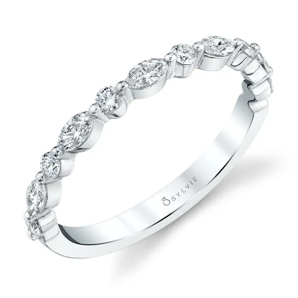 Marquise & Round Alternating Shared Prong Band