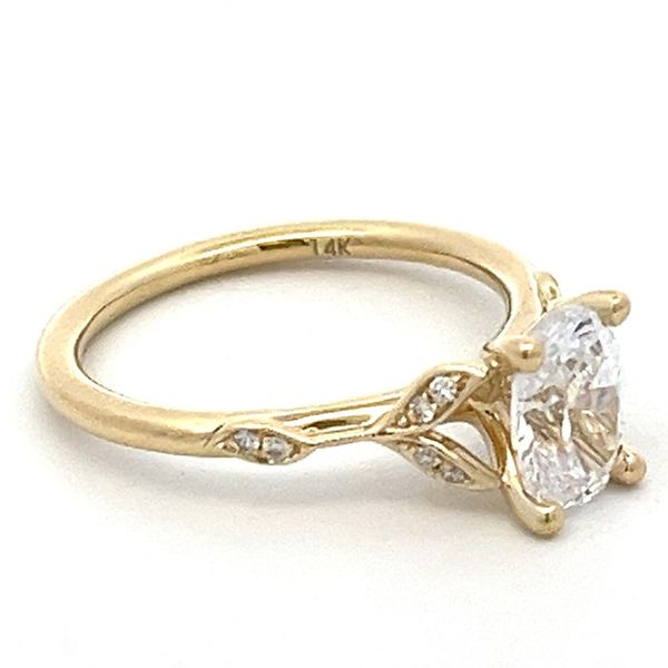 Engagement Ring Setting Image 2 Miner's Den Jewelers Royal Oak, MI