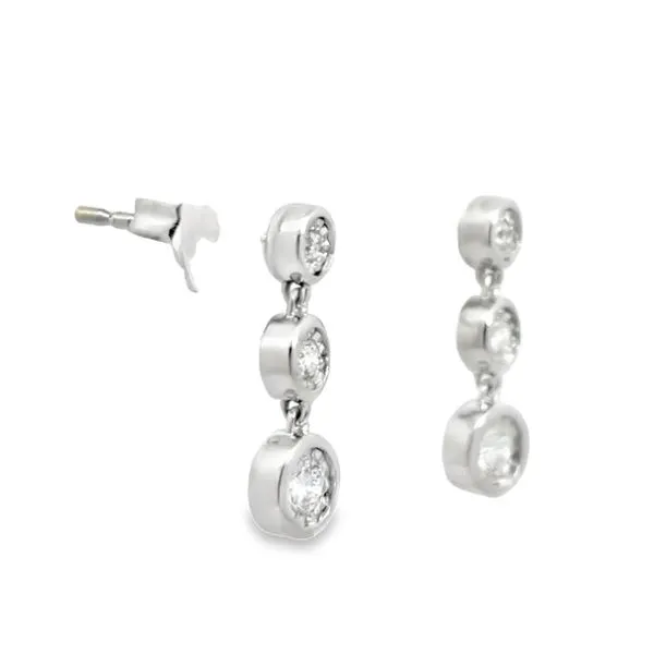 Diamond Earrings Image 2 Miner's Den Jewelers Royal Oak, MI