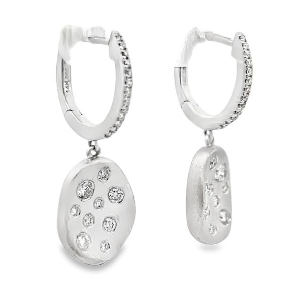Diamond Earrings Image 2 Miner's Den Jewelers Royal Oak, MI
