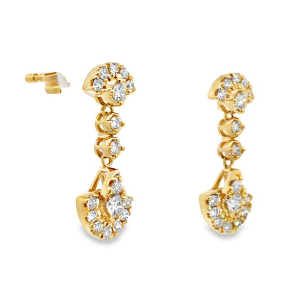 Diamond Earrings Image 2 Miner's Den Jewelers Royal Oak, MI