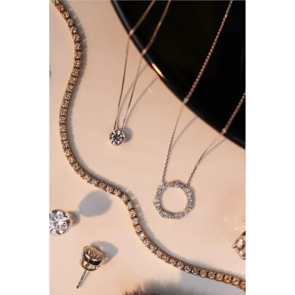 Diamond Necklace Image 3 Miner's Den Jewelers Royal Oak, MI