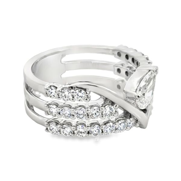 Lab Grown Diamond Ring Image 2 Miner's Den Jewelers Royal Oak, MI