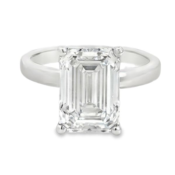 Lab Grown Diamond Ring Miner's Den Jewelers Royal Oak, MI