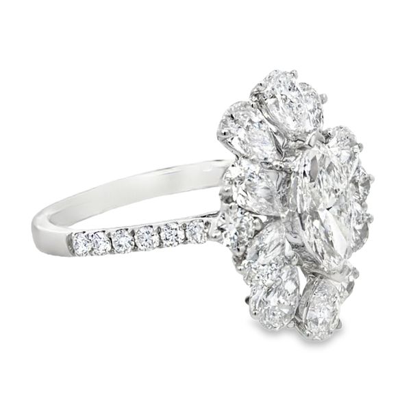 Lab Grown Diamond Ring Image 2 Miner's Den Jewelers Royal Oak, MI