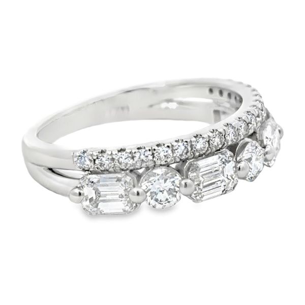 Lab Grown Diamond Ring Image 2 Miner's Den Jewelers Royal Oak, MI