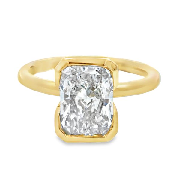 Lab Grown Diamond Ring Miner's Den Jewelers Royal Oak, MI