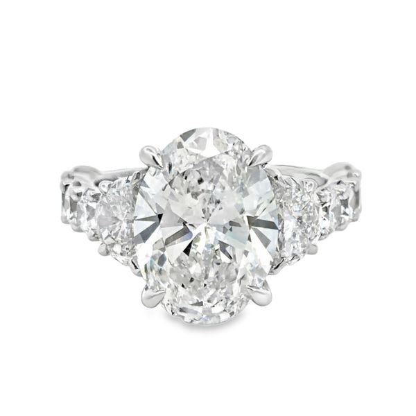 Lab Grown Diamond Ring Miner's Den Jewelers Royal Oak, MI
