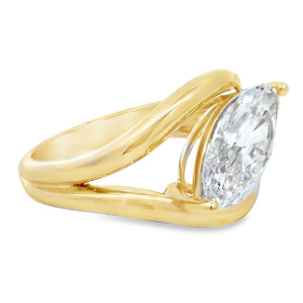 Lab Grown Diamond Ring Image 2 Miner's Den Jewelers Royal Oak, MI