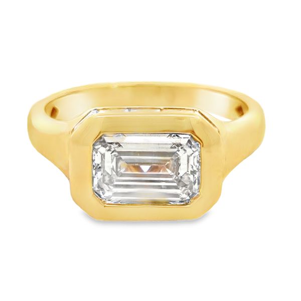 Lab Grown Diamond Ring Miner's Den Jewelers Royal Oak, MI