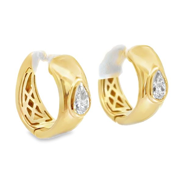 Lab Grown Diamond Earrings Miner's Den Jewelers Royal Oak, MI