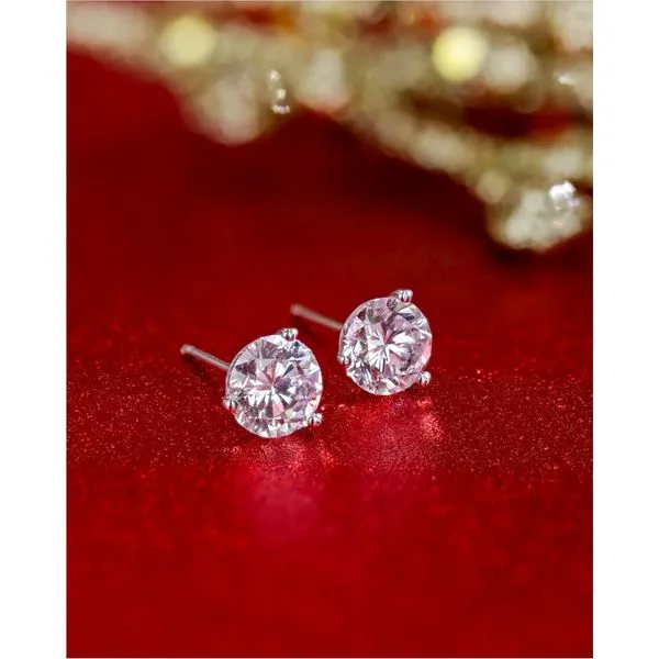 Diamond Studs Image 2 Miner's Den Jewelers Royal Oak, MI