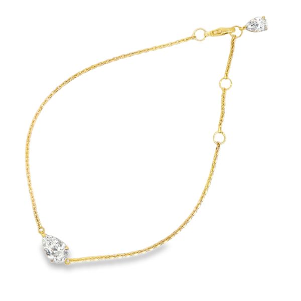 Lab Grown Diamond Bracelet Miner's Den Jewelers Royal Oak, MI