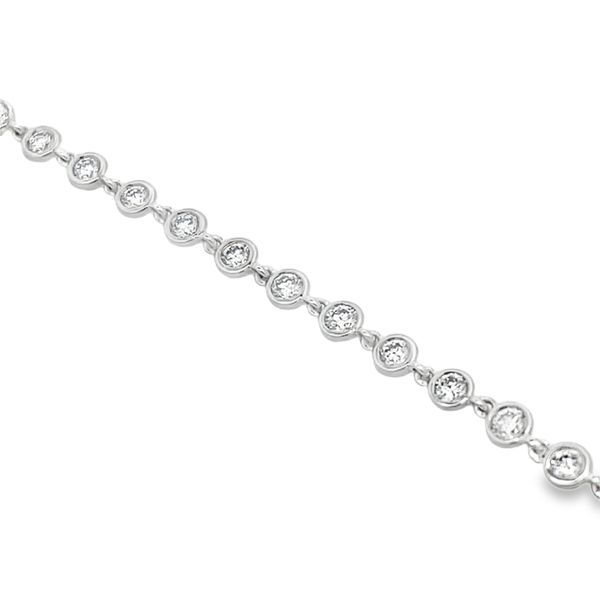 Diamond Bezel Bracelet Image 2 Miner's Den Jewelers Royal Oak, MI