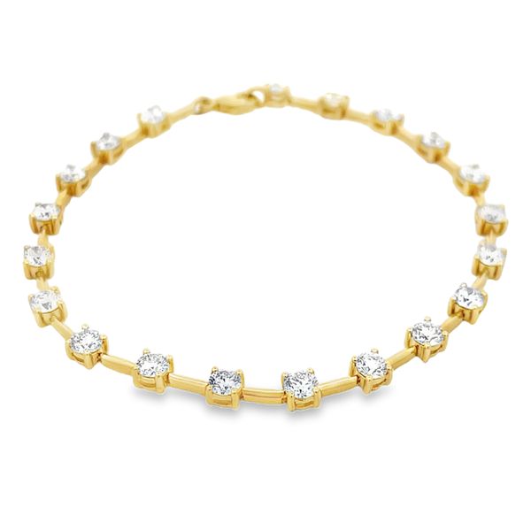 Lab Grown Diamond Bracelet Image 2 Miner's Den Jewelers Royal Oak, MI