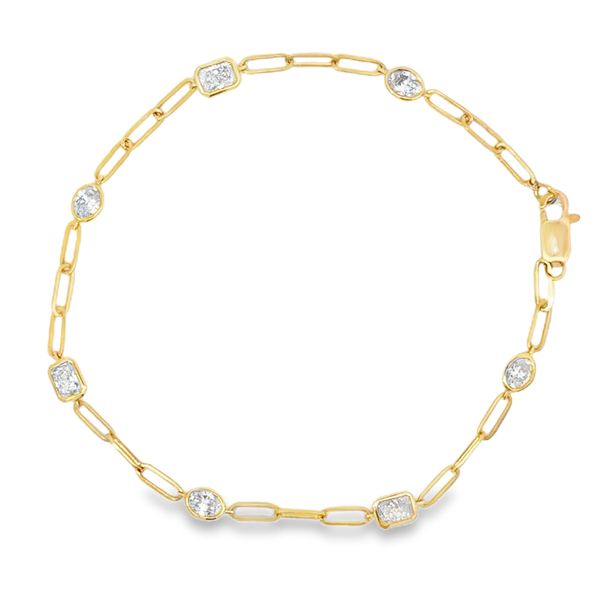 Lab Grown Diamond Bracelet Miner's Den Jewelers Royal Oak, MI