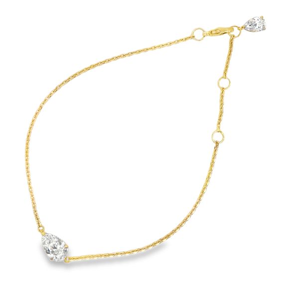Lab Grown Diamond Bracelet Miner's Den Jewelers Royal Oak, MI