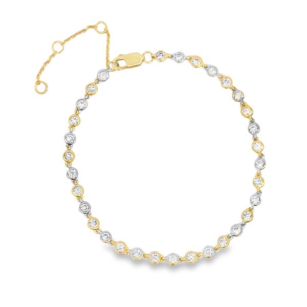Lab Grown Diamond Bracelet Miner's Den Jewelers Royal Oak, MI