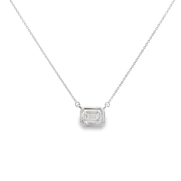 Lab Grown Diamond Necklace Image 2 Miner's Den Jewelers Royal Oak, MI