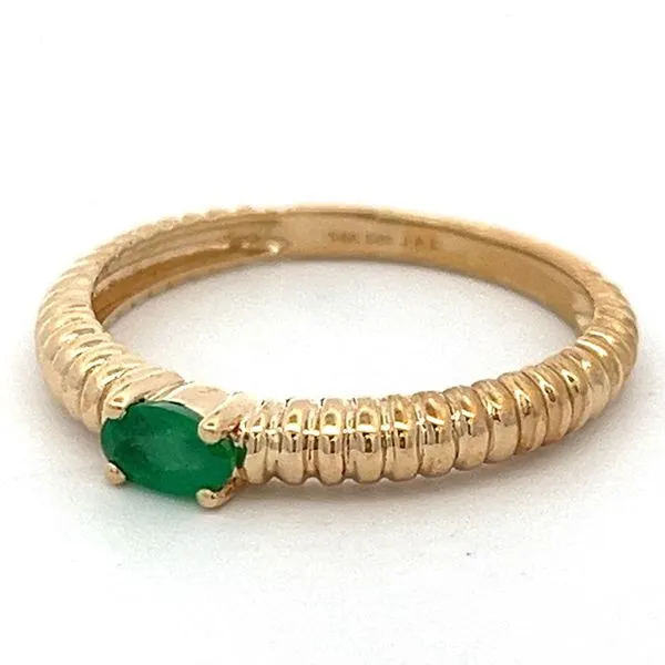Emerald Fashion Ring