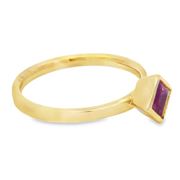 Colored Gemstone Ring Image 2 Miner's Den Jewelers Royal Oak, MI