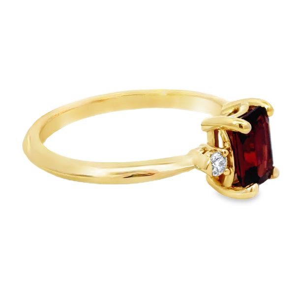 Colored Gemstone Ring Image 2 Miner's Den Jewelers Royal Oak, MI