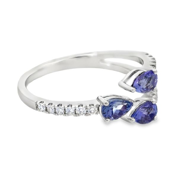Colored Gemstone Ring Image 2 Miner's Den Jewelers Royal Oak, MI