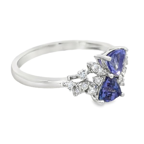 Colored Gemstone Ring Image 2 Miner's Den Jewelers Royal Oak, MI