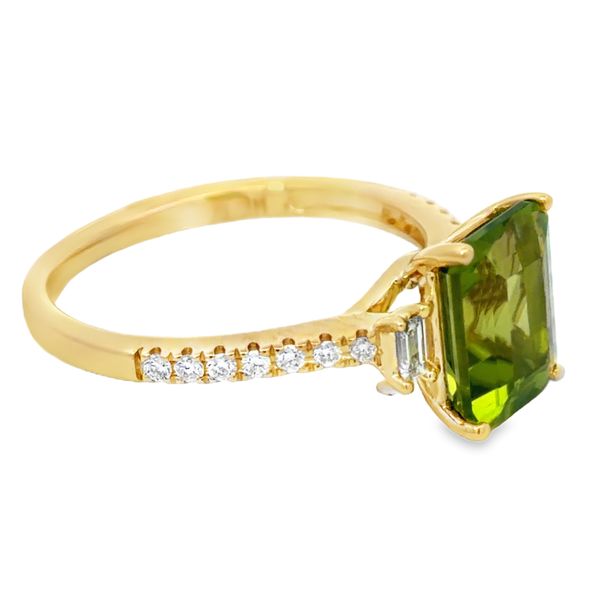 Colored Gemstone Ring Image 2 Miner's Den Jewelers Royal Oak, MI