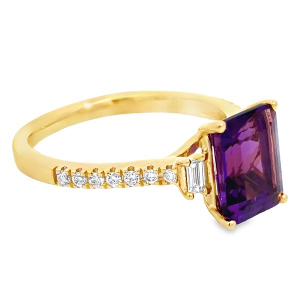 Colored Gemstone Ring Image 2 Miner's Den Jewelers Royal Oak, MI