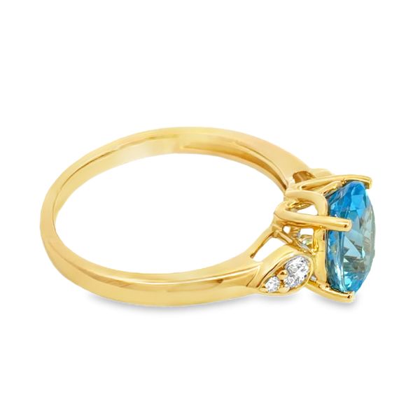 Colored Gemstone Ring Image 2 Miner's Den Jewelers Royal Oak, MI