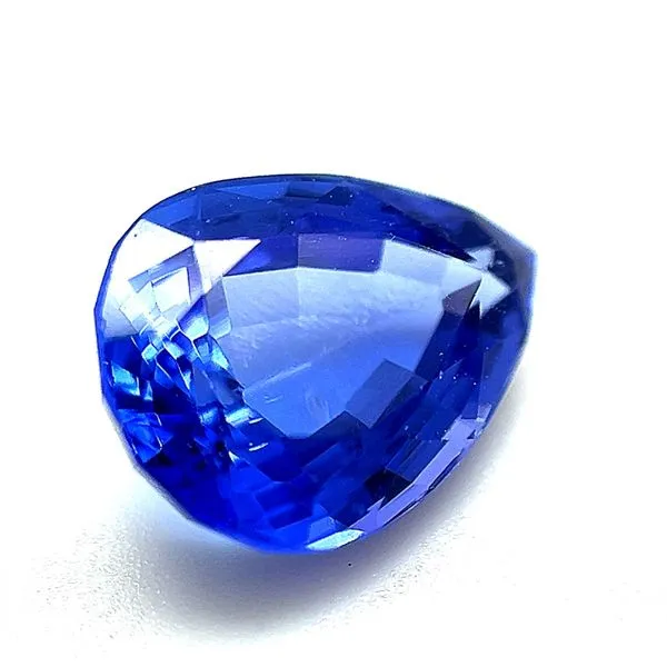 4.11ct Tanzanite Image 2 Miner's Den Jewelers Royal Oak, MI