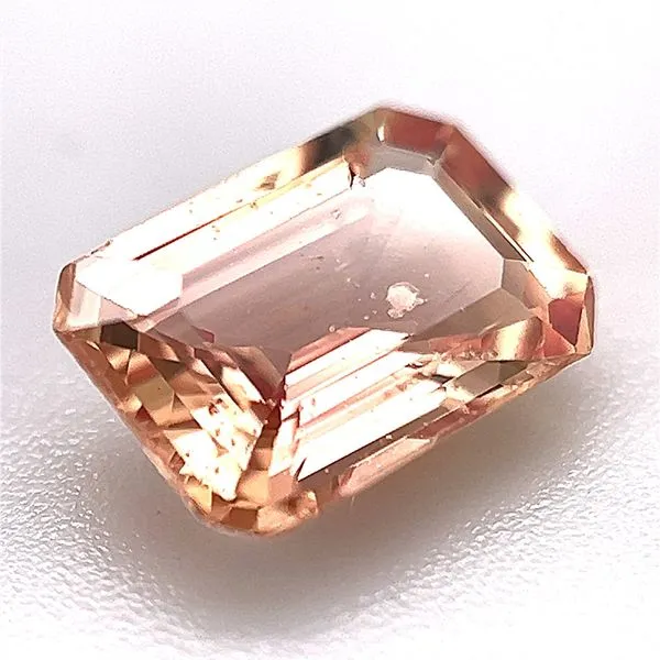 1.71ct Pink Peach Sapphire Image 3 Miner's Den Jewelers Royal Oak, MI