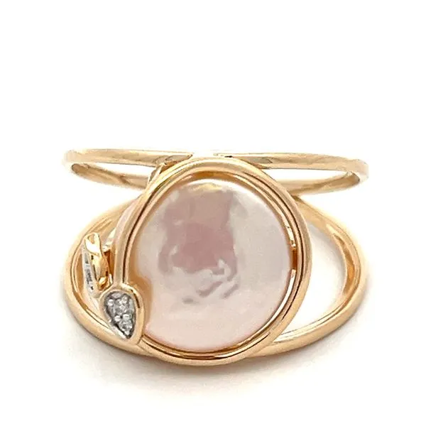 Pearl Ring Image 2 Miner's Den Jewelers Royal Oak, MI