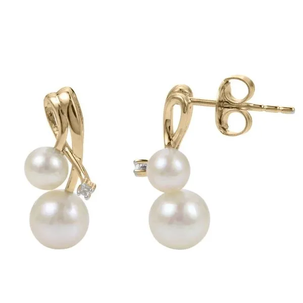 Pearl Earrings similar item image