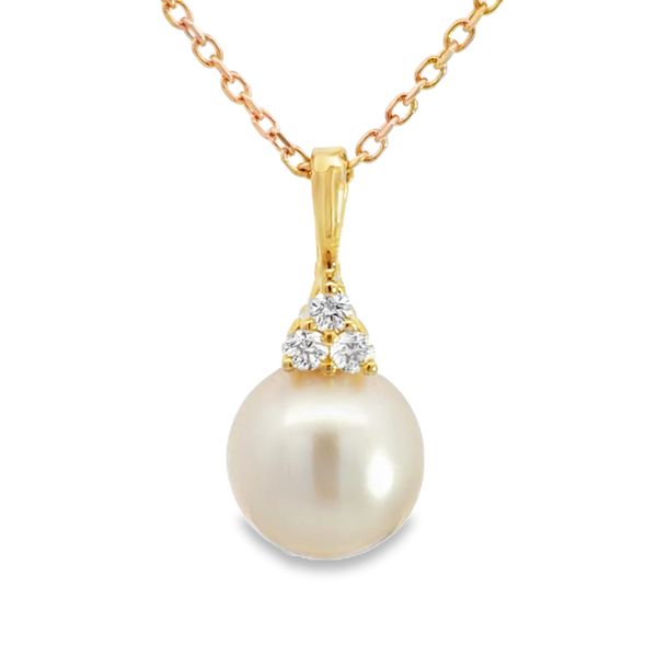 Pearl Pendant Miner's Den Jewelers Royal Oak, MI