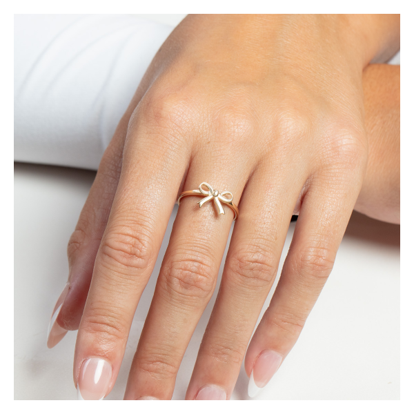 Gold Bow Ring Image 2 Miner's Den Jewelers Royal Oak, MI