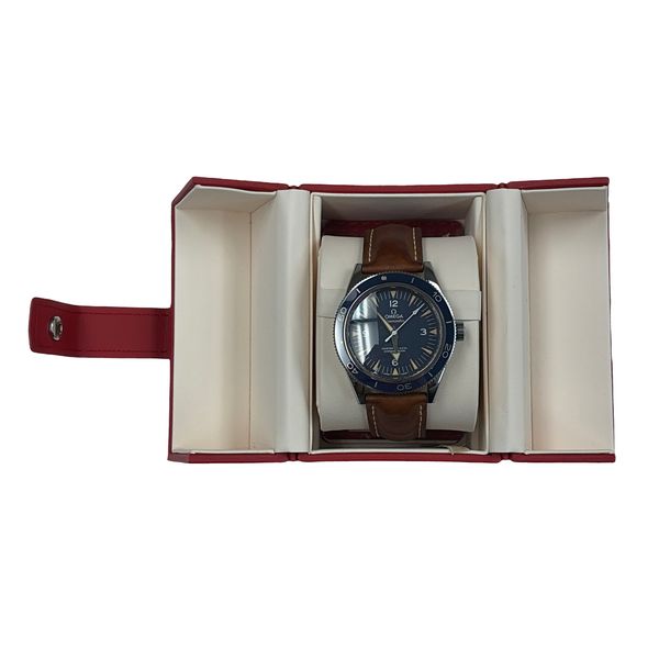 Watch Image 3 Miner's Den Jewelers Royal Oak, MI