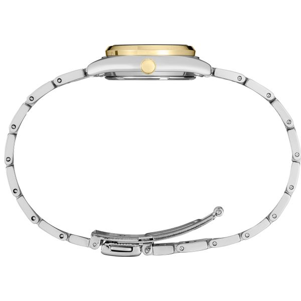 Seiko Essentials Collection | SUR436 Image 2 Miner's Den Jewelers Royal Oak, MI