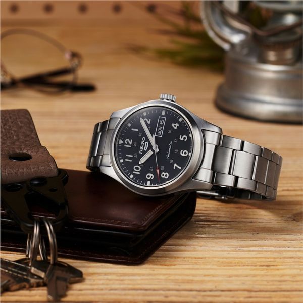 Seiko 5 Sports | SRPG27 Image 4 Miner's Den Jewelers Royal Oak, MI