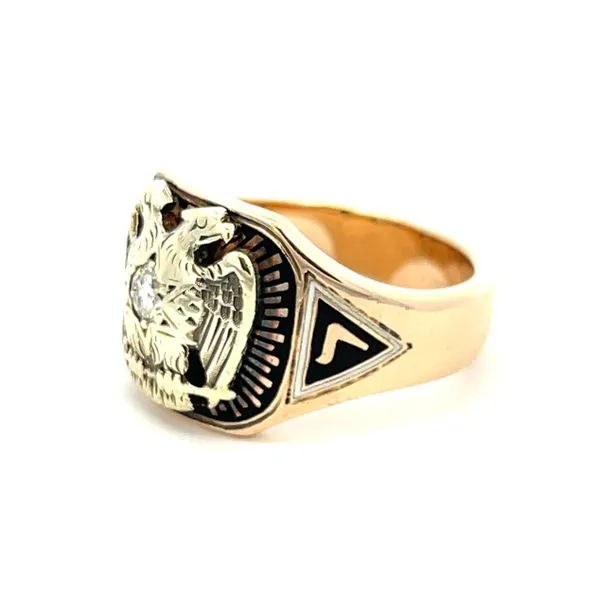 Estate Ring Image 2 Miner's Den Jewelers Royal Oak, MI