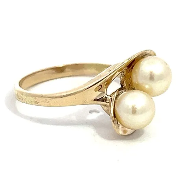 Pearl Estate Ring Image 2 Miner's Den Jewelers Royal Oak, MI